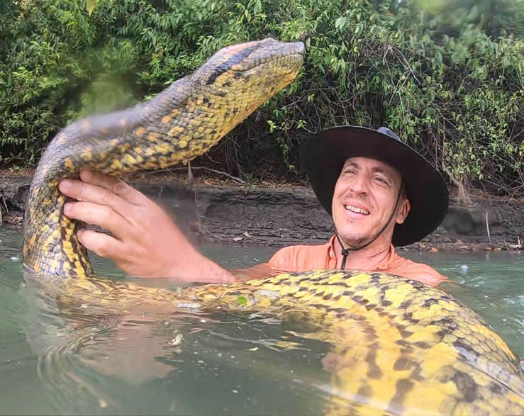 César Luis Barrio-Amorós