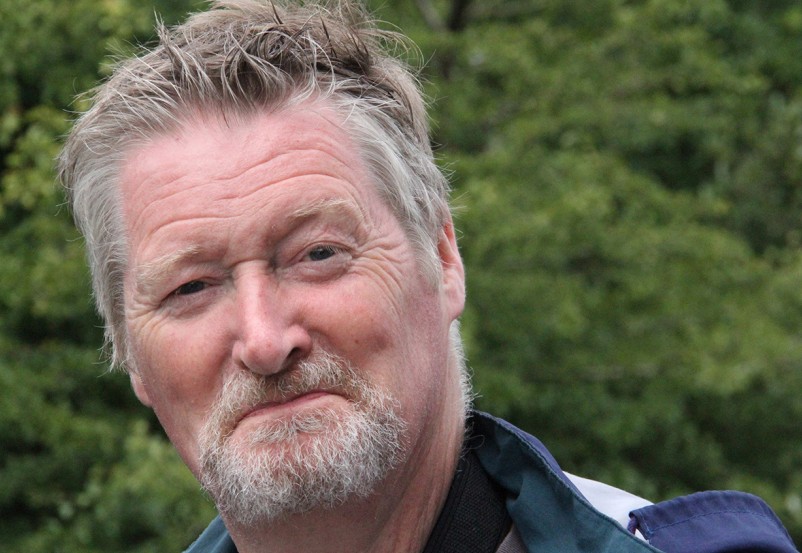 AN INTERVIEW WITH LEGENDARY ARTIST, TELL HICKS